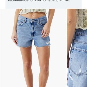 NWT BDG HIGH RISE CUT OFF DISTRESSED SHORTS SIZE 31